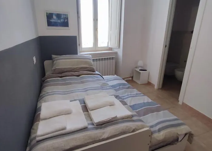 Hotel Via Cavour LʼAquila